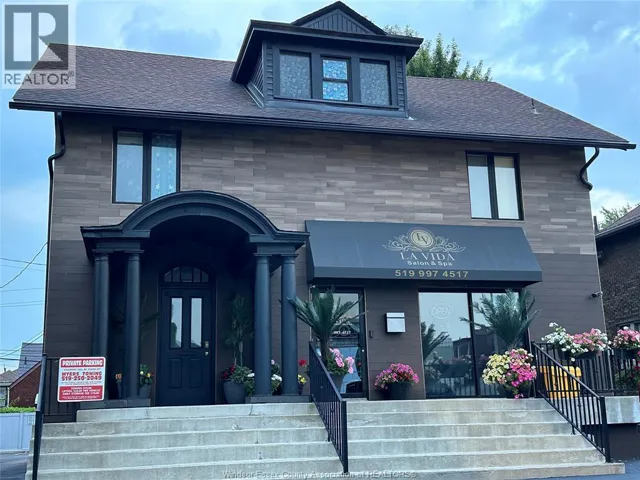 1580 OUELLETTE, Windsor, Ontario N8X1K7
