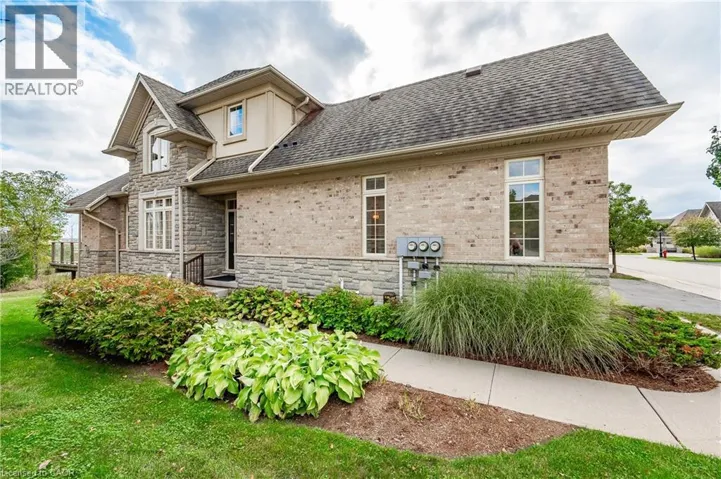 875 UNIVERSITY Avenue E Unit# 35, Waterloo, Ontario N2K0A1