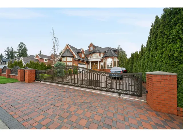 9316 125 STREET, Surrey, British Columbia V3V4X6