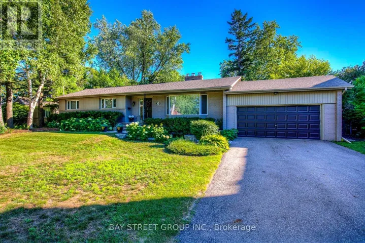 256 EASTCOURT ROAD, Oakville (FD Ford), Ontario L6J4Y4