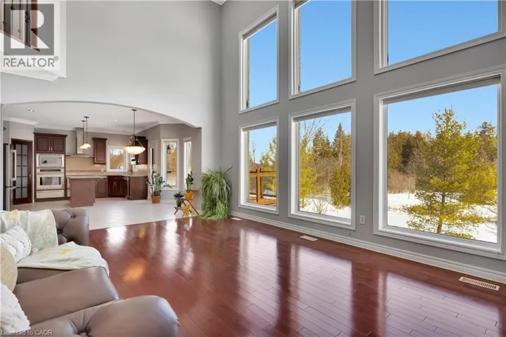 510 FOREST GATE Crescent, Waterloo, Ontario N2V2X2