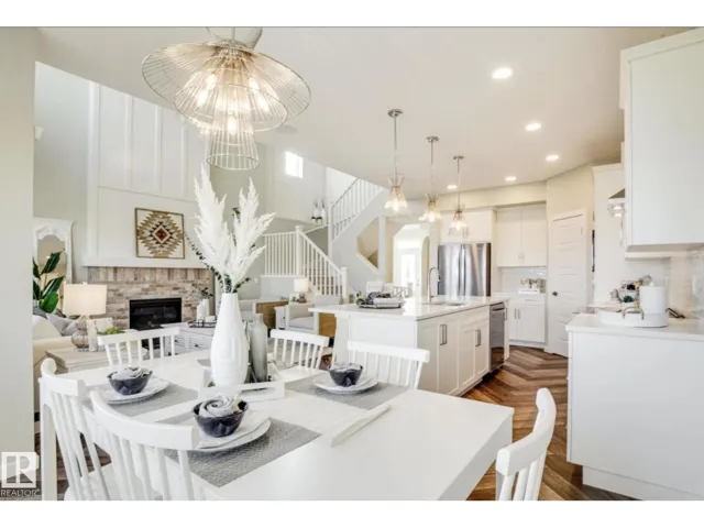 2356 MUCKLEPLUM WY SW, Edmonton, Alberta T6X3J9