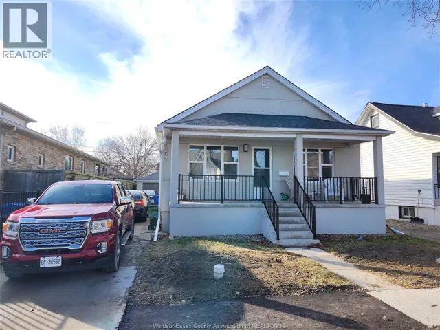 1827 ST. LUKE, Windsor, Ontario N8W3W8