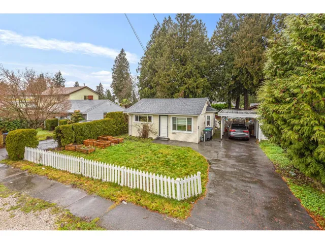 11511 96 AVENUE, Surrey, British Columbia V3V1V8
