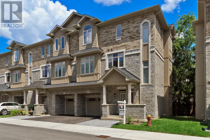 2011 DEERVIEW COMMON ROAD, Oakville (BC Bronte Creek), Ontario L6M0Y2