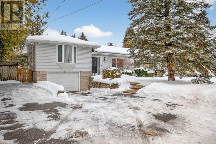 11 HILLTOP DRIVE, Caledon (Caledon East), Ontario L7C1K7