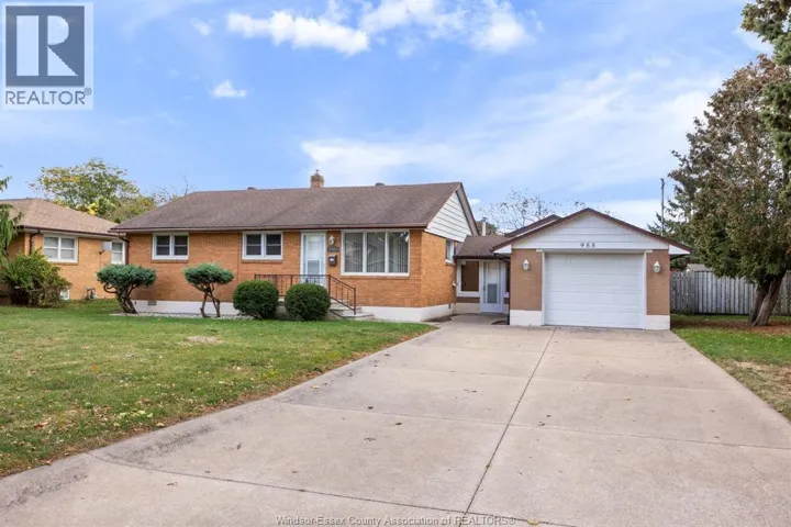955 SCOFIELD, Windsor, Ontario N9G1L6