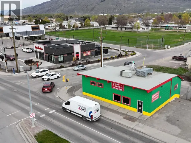 1166 8TH Street, Kamloops, British Columbia V2H1T7
