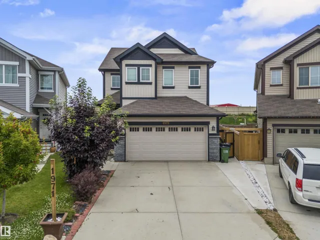 1971 51 ST SW, Edmonton, Alberta T6X1Y4