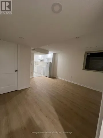 LOWER - 87 MUSSEN STREET, Guelph (Victoria North), Ontario N1E6Z3