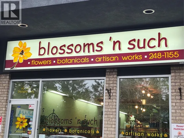 2 102 Island Hwy E, Parksville, British Columbia V9P2G8