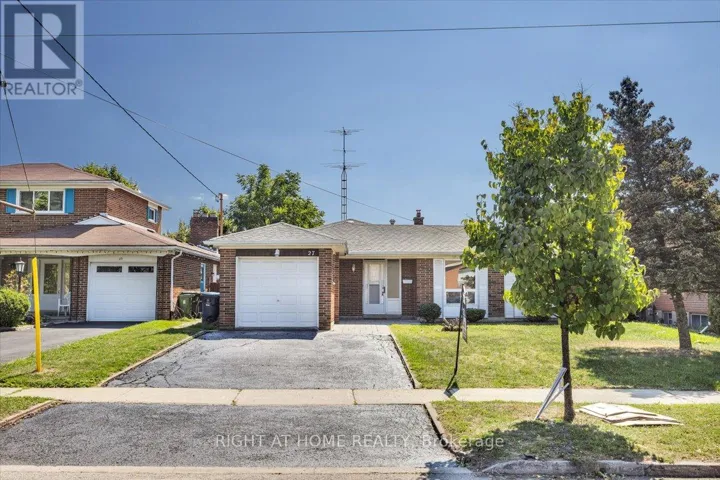 27 VILLATA GARDENS, Toronto (York University Heights), Ontario M3J1J7