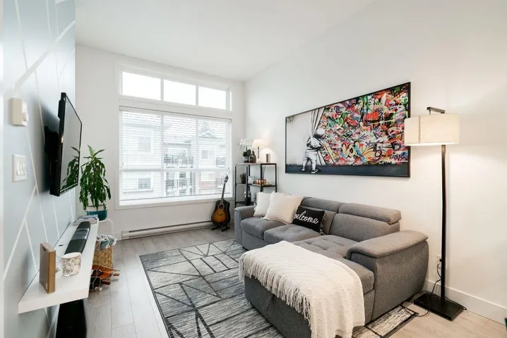 409 6468 195A STREET, Surrey, British Columbia V4N6R6