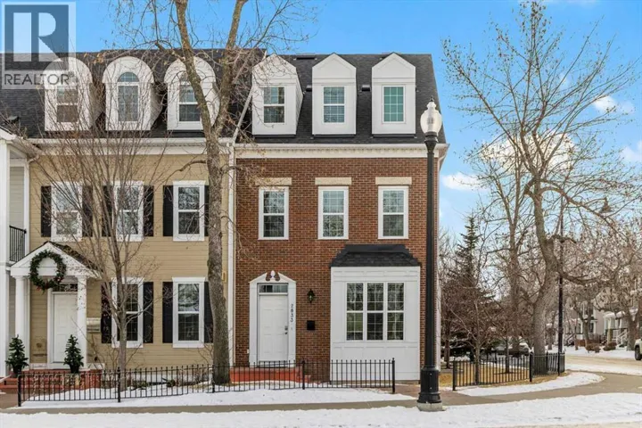 2833 Dallaire Avenue SW, Calgary, Alberta T3E7T2