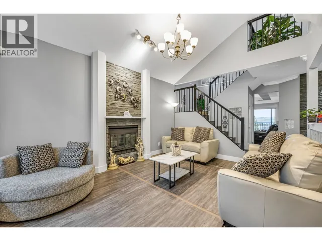 179 WARRICK STREET, Coquitlam, British Columbia V3K6C1