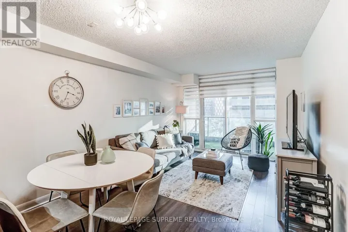 459 - 525 WILSON AVENUE, Toronto (Clanton Park), Ontario M3H0A7