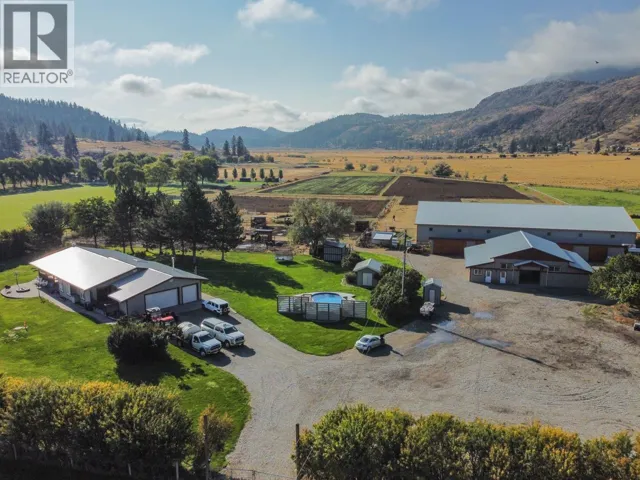 300 Jones Way Road, Oliver, British Columbia V0H1T5