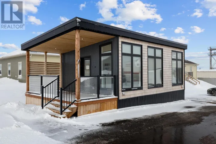 17 MYRTLE Street, Stratford, Prince Edward Island C1B1P4