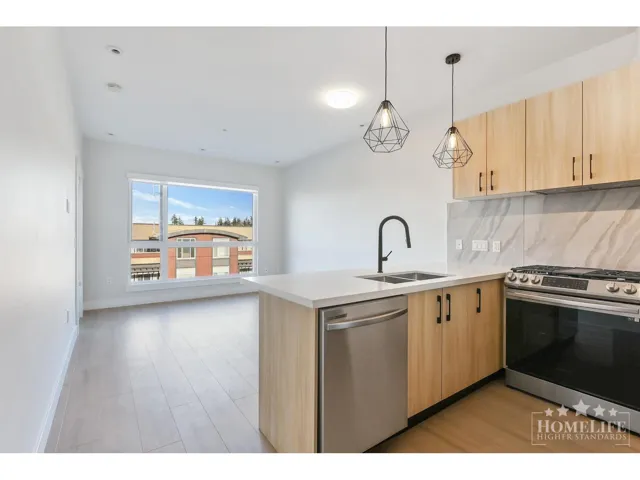 212 14858 60 AVENUE, Surrey, British Columbia V3S0B5