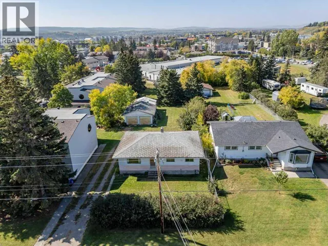217 Ross Avenue, Cochrane, Alberta T4C1C9
