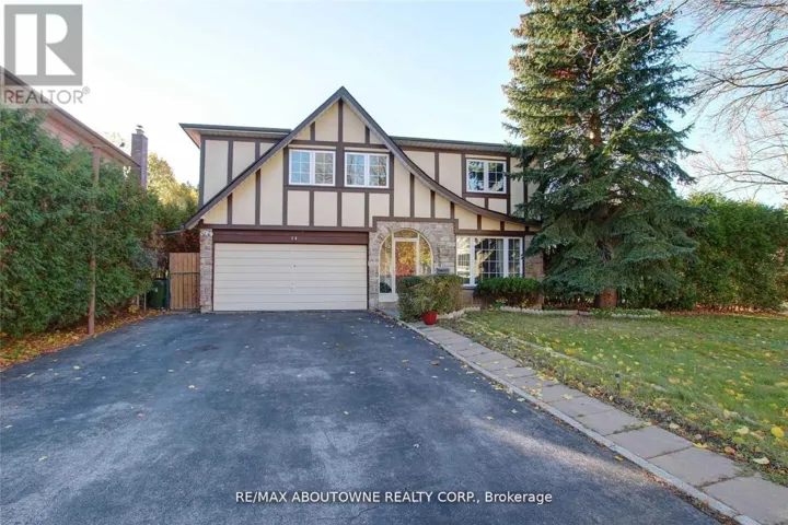 UPPER - 14 ANGUS DRIVE, Toronto (Don Valley Village), Ontario M2J2X1