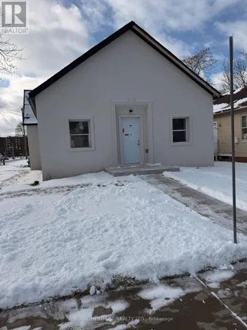 293 LOUIS AVENUE, Windsor, Ontario N9A1W1