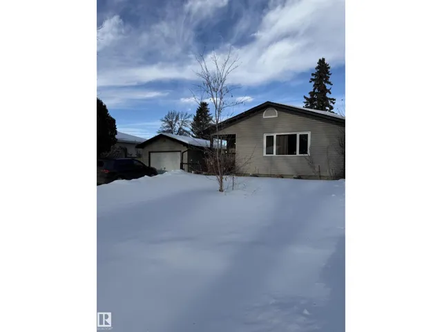16 RAVEN DR, Sherwood Park, Alberta T8A0C5