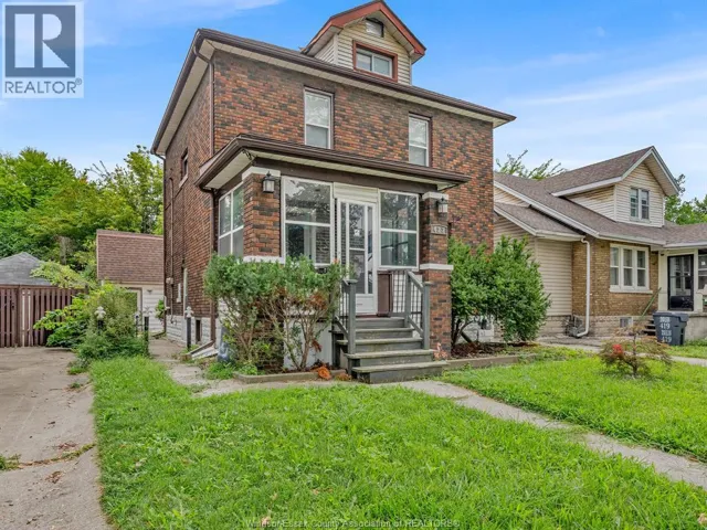 427 INDIAN Unit# ROOM B, Windsor, Ontario N9C2M3