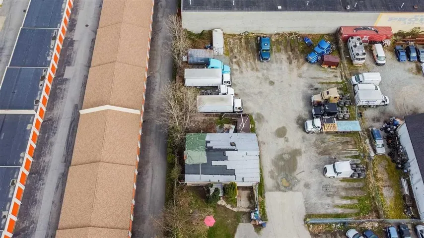 8634 120A STREET, Surrey, British Columbia V3W3P8