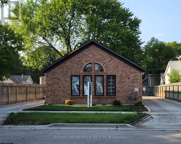 140 CAMERON STREET, Sarnia, Ontario N7T4V8