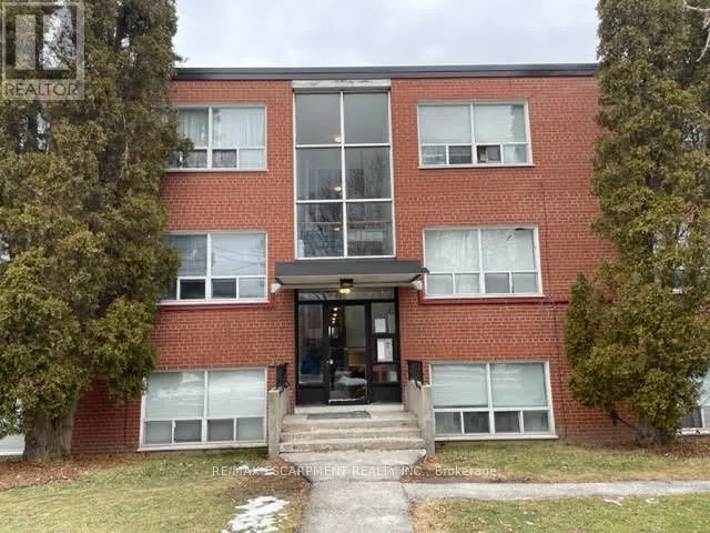 211 - 37 MERICOURT ROAD, Hamilton (Ainslie Wood), Ontario L8S2N5