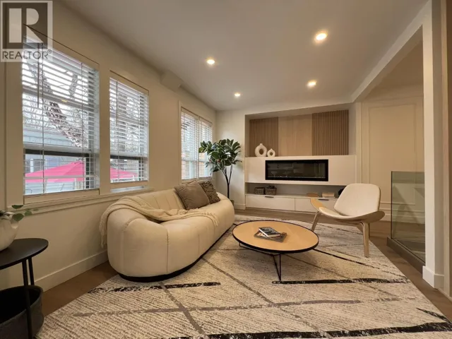 3534 W 17TH AVENUE, Vancouver, British Columbia V6S1A1
