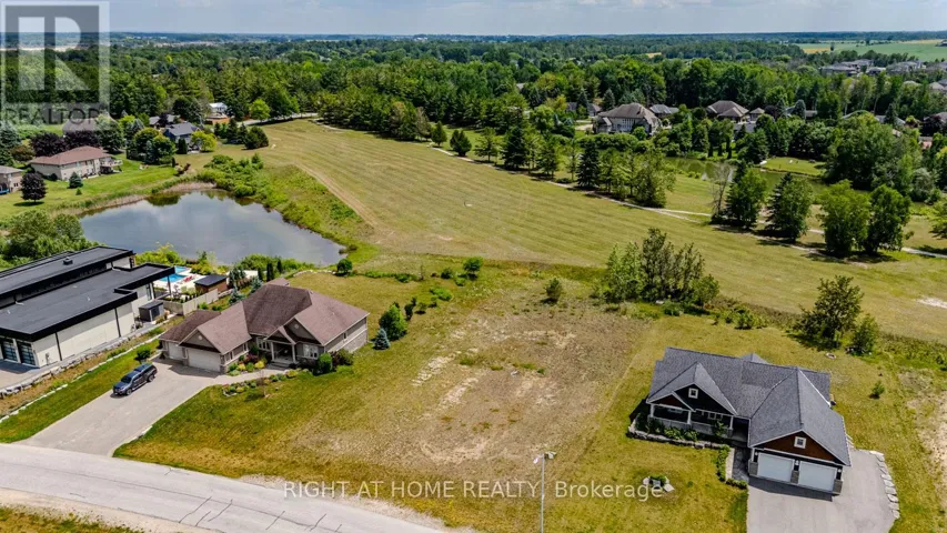 8 DEANNA DRIVE, Wasaga Beach, Ontario L9Z1J5
