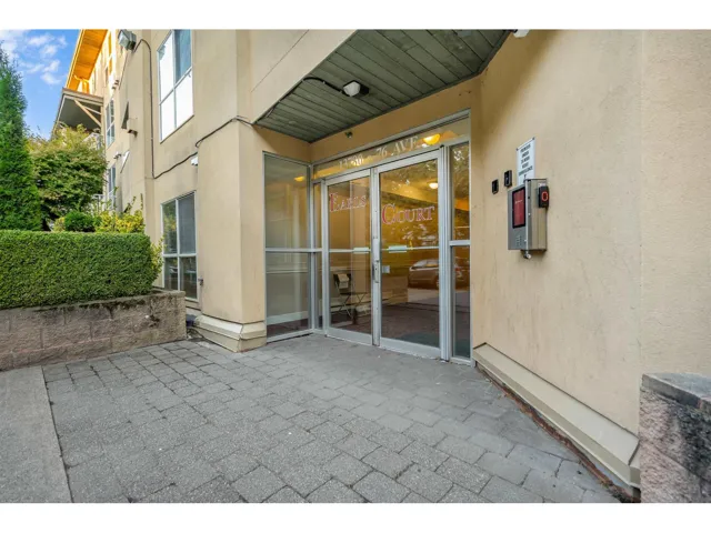 313 13780 76 AVENUE, Surrey, British Columbia V3W1E5