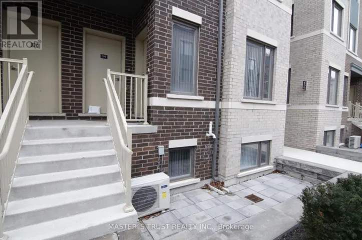 TH 200 - 10 LLOYD JANES LANE, Toronto (New Toronto), Ontario M8V0J6