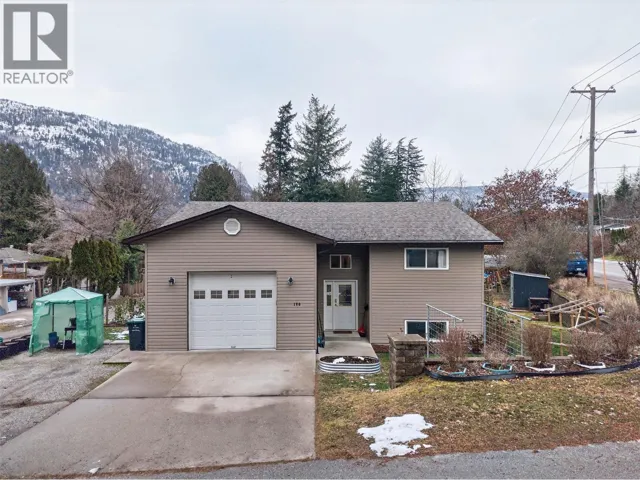 120 Kootenay Avenue, Castlegar, British Columbia V1N4H4