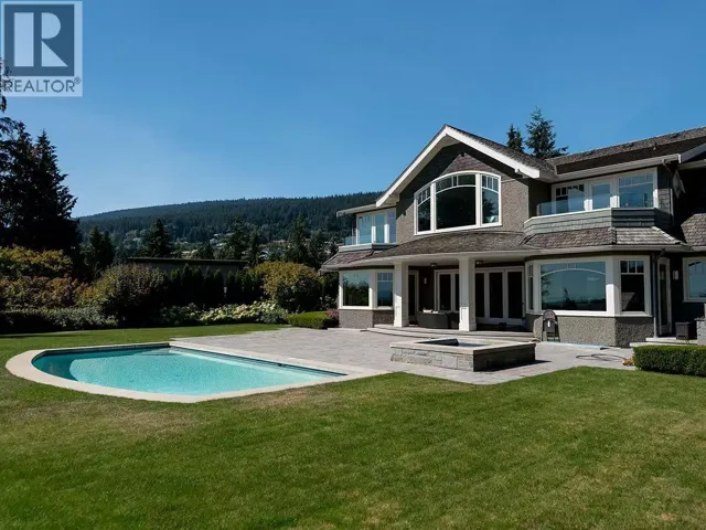 1028 GROVELAND PLACE, West Vancouver, British Columbia V7S1Z5