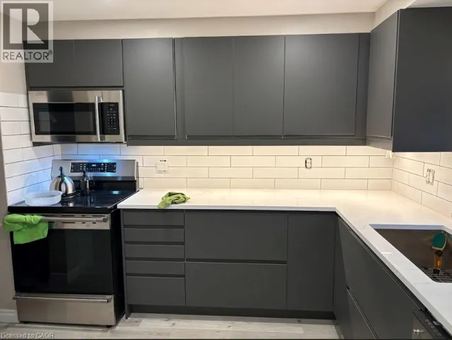 215 GLAMIS Road Unit# 39, Cambridge, Ontario N1R6V8