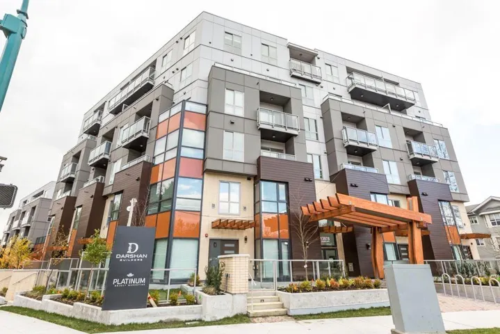 303 13978 FRASER HIGHWAY, Surrey, British Columbia V3T0P2