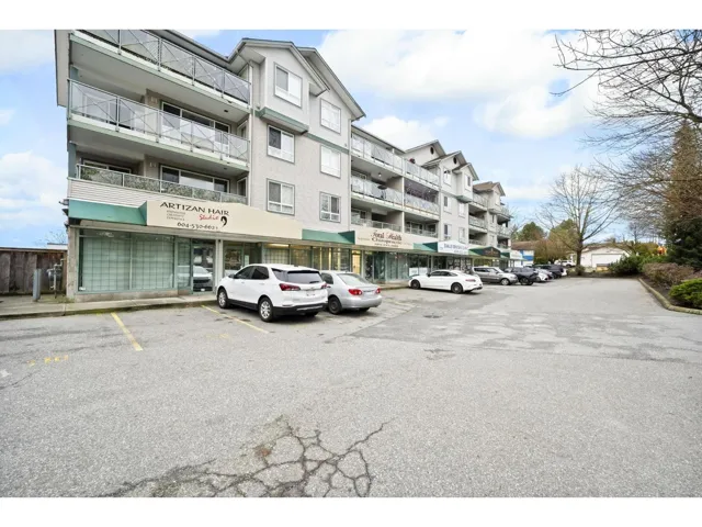 107-108 19610 64 AVENUE, Langley, British Columbia V2Y1H3