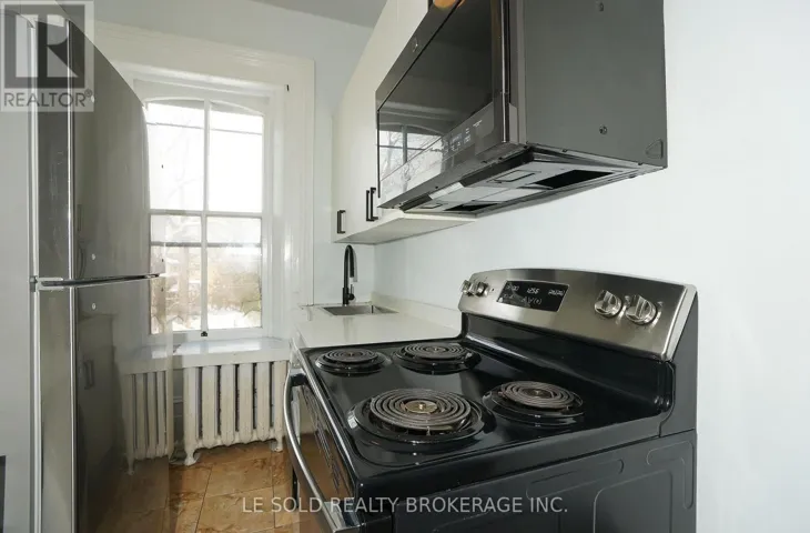 UNIT 5 - 53 MCCLARY AVENUE, London South (South A), Ontario N6C1P6