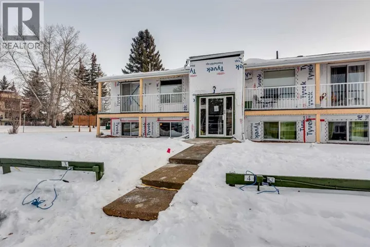 3, 5 Stanton Street, Red Deer, Alberta T4N0B9