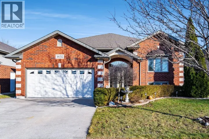 1632 Magnolia, Windsor, Ontario N8P1Z1