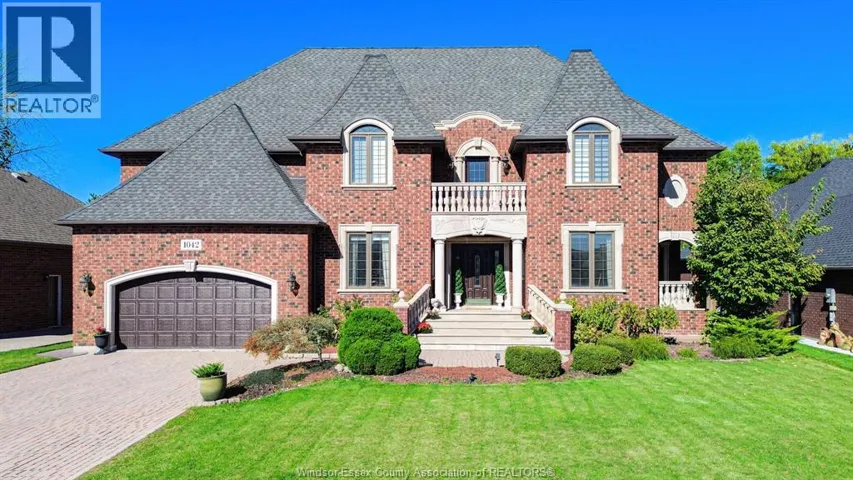 1042 HUNTINGTON, Lakeshore, Ontario N8L0W2