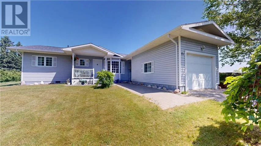12 Islandview, Mindemoya, Ontario P0P1S0