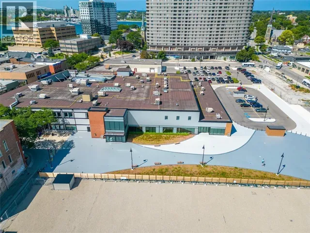 162 LOCHIEL STREET Unit# Unit 1, Sarnia, Ontario N7T5V2