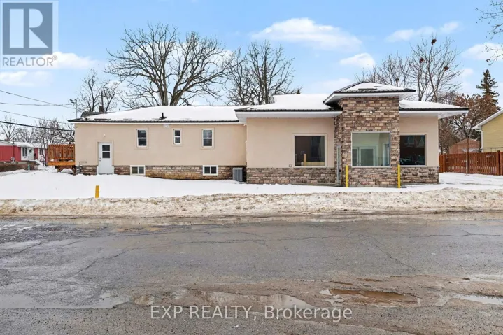 RETAIL - 55 SPRING STREET, Mississippi Mills, Ontario K0A1A0