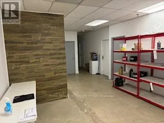 6 - 37 KODIAK CRESCENT, Toronto (York University Heights), Ontario M3J3E5