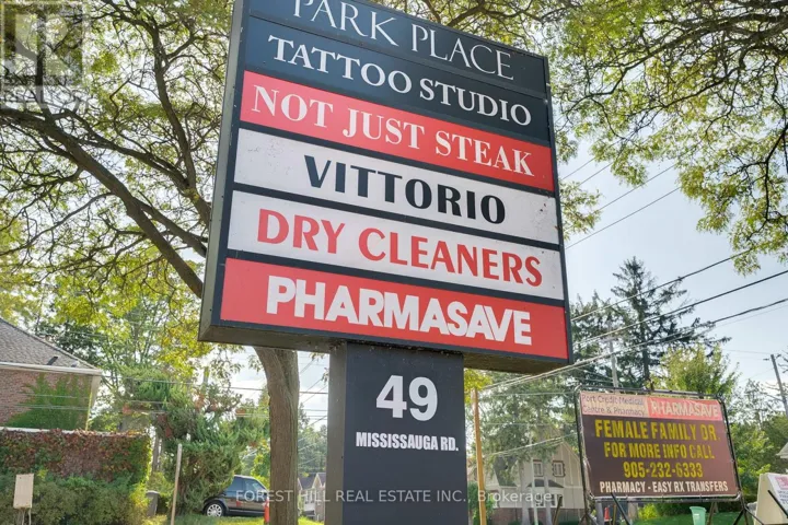 3 - 49 MISSISSAUGA ROAD N, Mississauga (Port Credit), Ontario L5H2H9