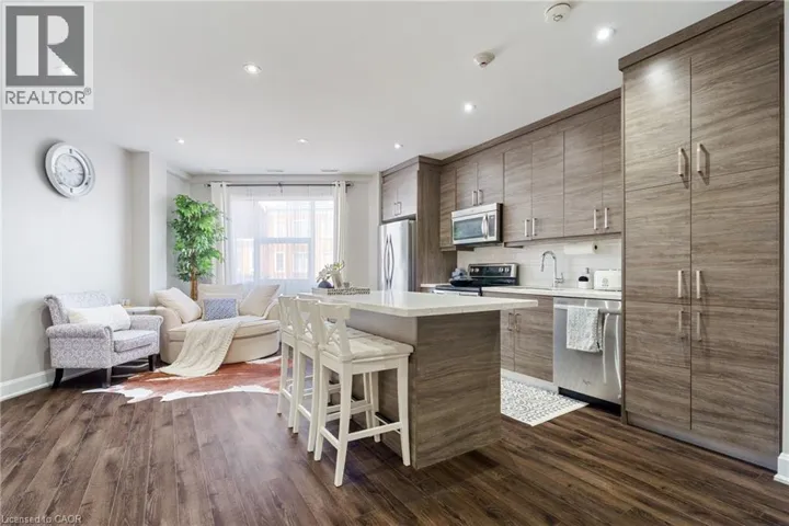 2 KING Street W Unit# 208, Dundas, Ontario L9H6Z1